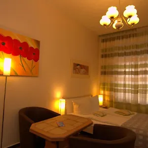 Hotel-pension Ariane Am Kurfurstendamm 3*, Berlin Deutschland
